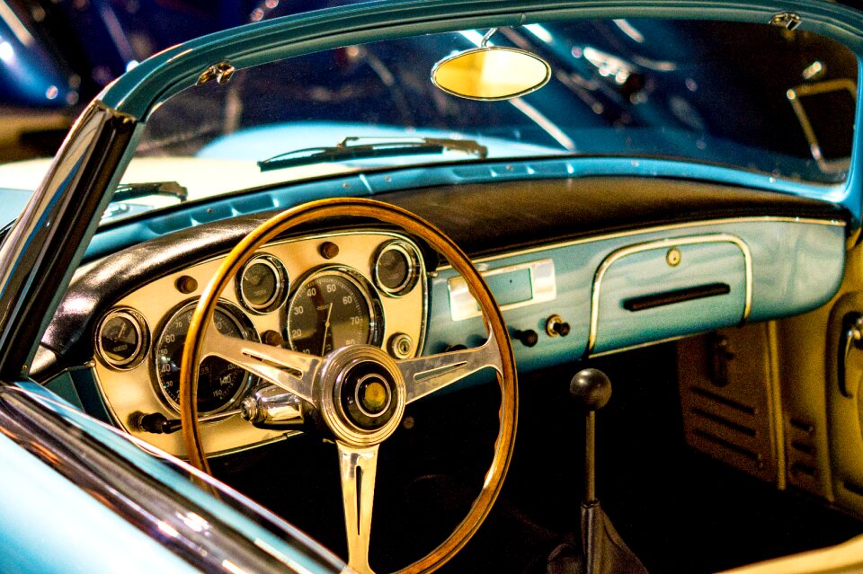 Transport dashboard maserati