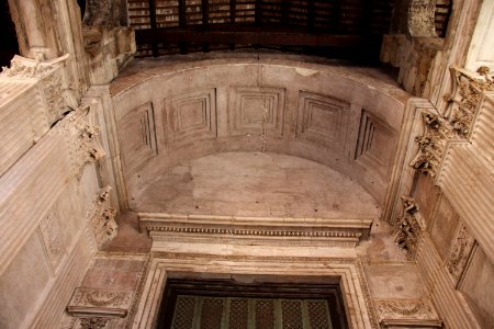 Pantheon (Roman Catholic Church of St. Mary & the Martyrs) (48424337542)