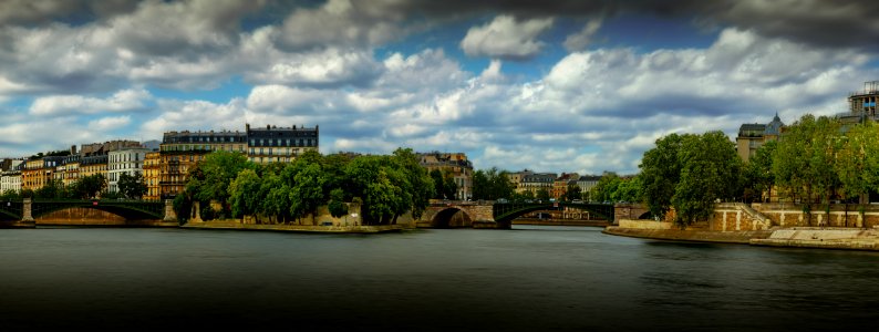 Paris - pont de Sully (50276719628) photo