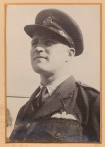 Pilot-Officer Alex Gordon Pritchard, RAAF, 1954 (28394778736)