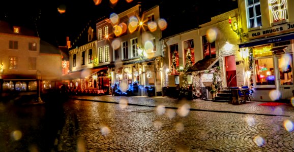 Pluie de decembre (31533171767)