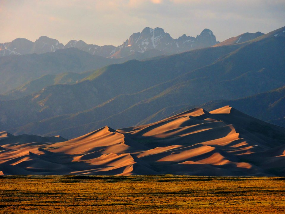 Star Dune and Crestone Peaks (36280310902)