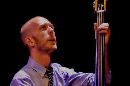 Steve Lehman Trio, 3 october 2012 BIM huis Amsterdam - Matt Brewer (50933925487)