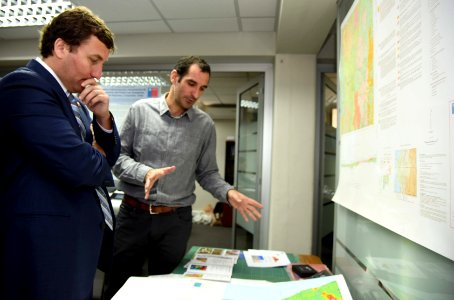 SUBSECRETARIO DE MINERÍA PABLO TERRAZAS SE REUNIÓ CON DIRECTOR NACIONAL DE SERNAGEOMIN Y SUS FUNCIONARI@S (26542059727)