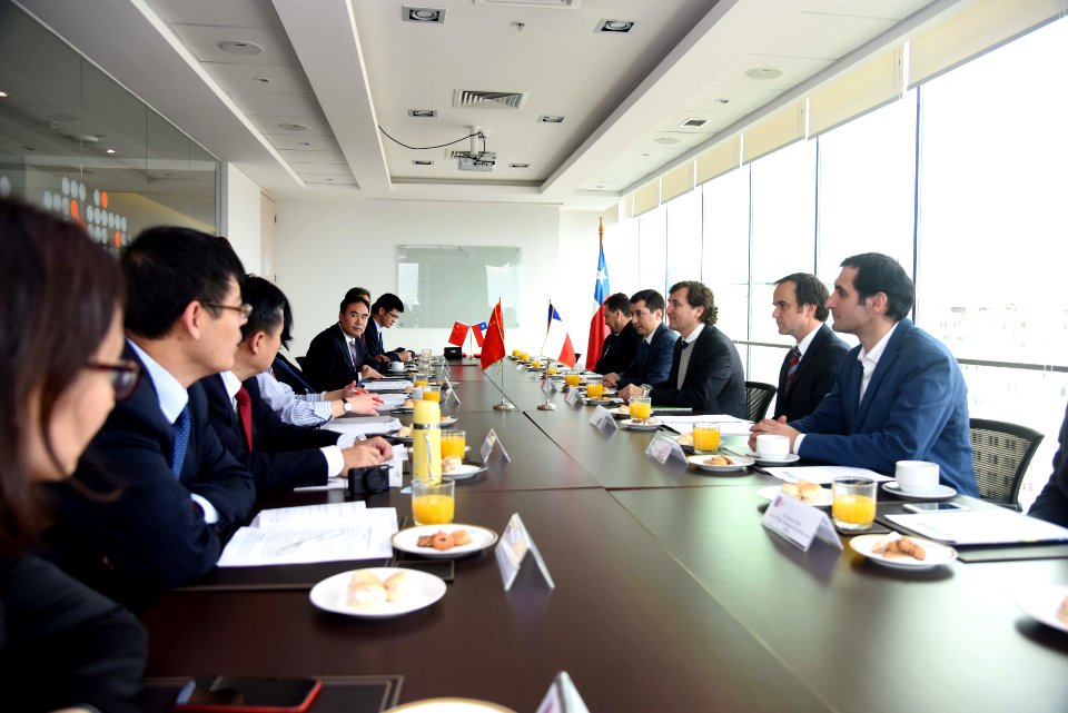 SUBSECRETARIO TERRAZAS PARTICIPA DE FIRMA ACUERDO DE COOPERACIÓN CON DEPARTAMENTO DE GEOLOGÍA DE CHINA (44331655194)