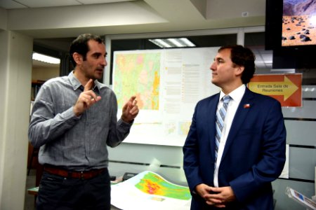 SUBSECRETARIO DE MINERÍA PABLO TERRAZAS SE REUNIÓ CON DIRECTOR NACIONAL DE SERNAGEOMIN Y SUS FUNCIONARI@S (26542062797)