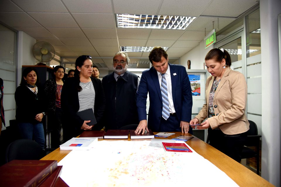 SUBSECRETARIO DE MINERÍA PABLO TERRAZAS SE REUNIÓ CON DIRECTOR NACIONAL DE SERNAGEOMIN Y SUS FUNCIONARI@S (39604117450)