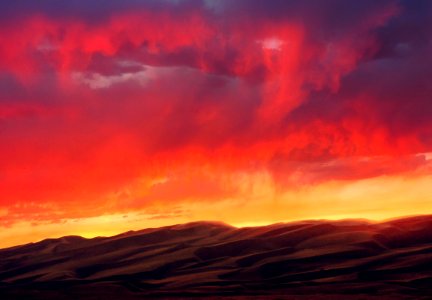 Sunset over Dunes (42523374384) photo