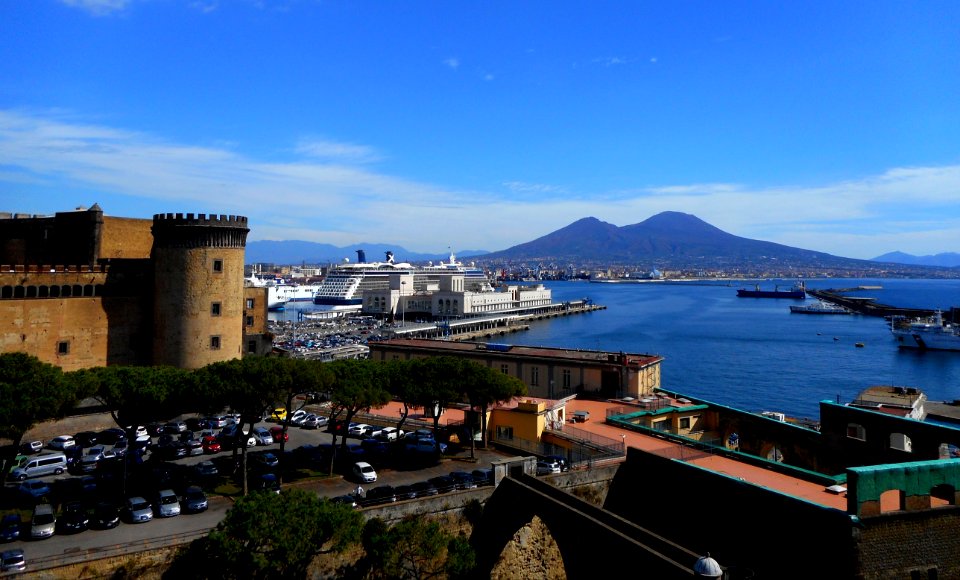 The Great Beauty of Naples Sea station and Vesuvius (36920656164)