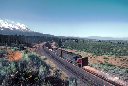 The mid-train helpers in the siding at Andesite, CA in August 1982 -- 4 Photos (32508297404)