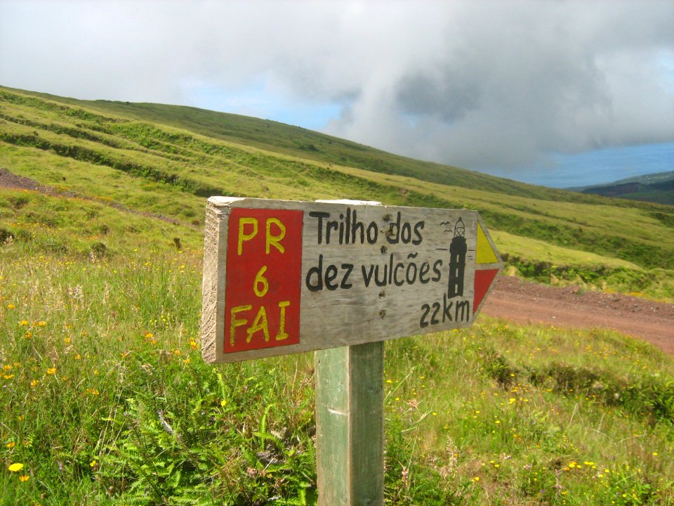 Trilhos dos vulcões (31278307237)