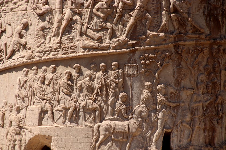Trajan's Column (48423852912)