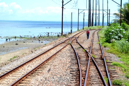 Trilhos do trem do Subúrbio de Salvador, 11 04 2017 (34131502722)