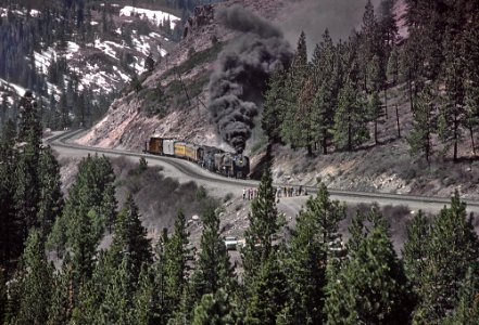 Union Pacific 8444 and 3985 at Andover, CA in Donner Pass in April 1981 (31129871371)