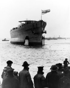 Unknown after lanching 1918 with the Union Jack flying. (50146854533)