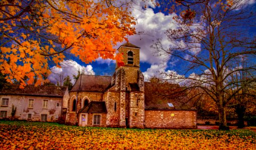 Une église en hiver (49192572962)
