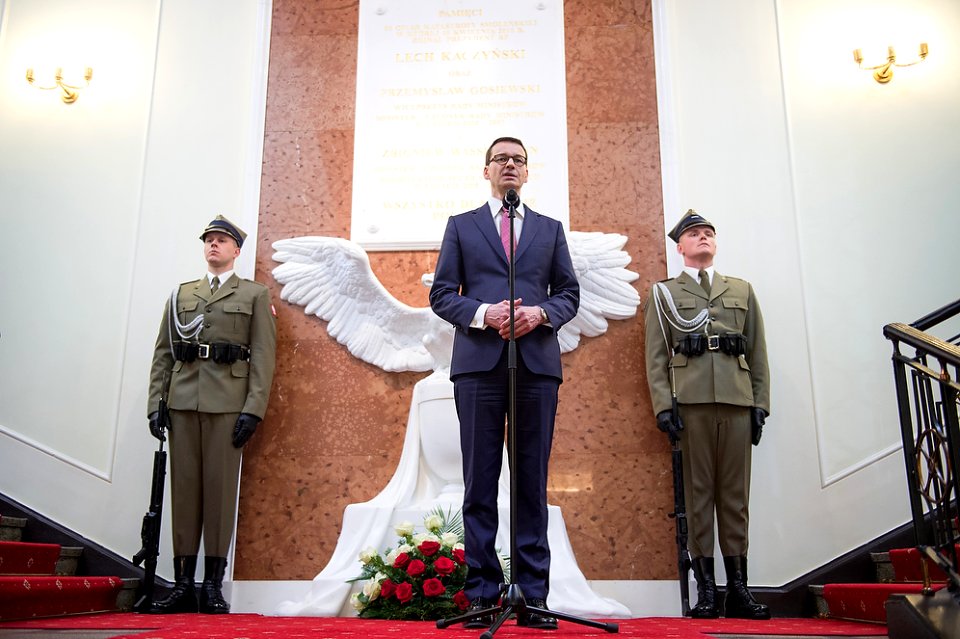 Uroczystość odsłonięcia tablic upamiętniających ofiary katastrofy pod Smoleńskiem (27469637088)