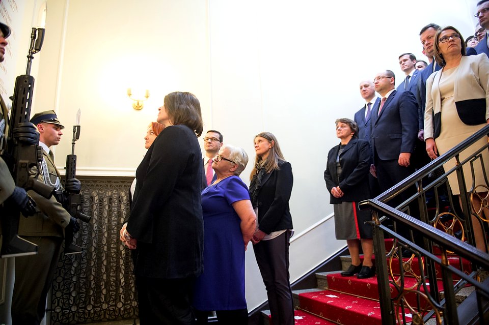Uroczystość odsłonięcia tablic upamiętniających ofiary katastrofy pod Smoleńskiem (40445614345)