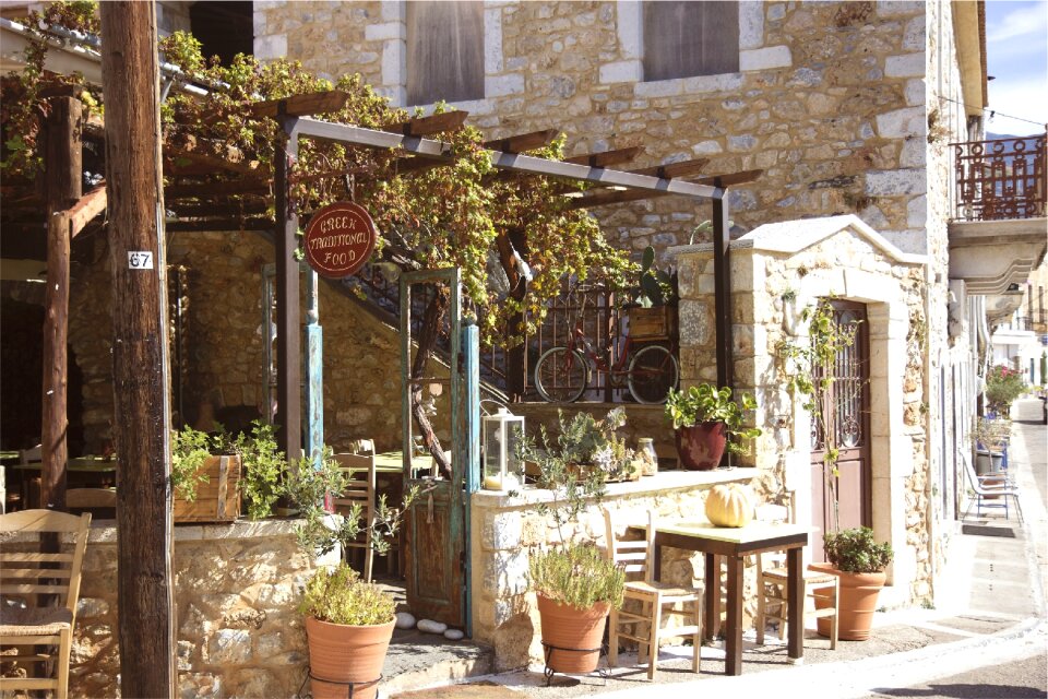 Plants pots chairs
