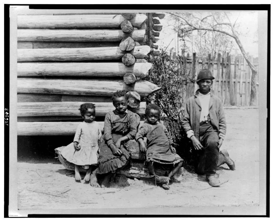 A group - taken near Thomasville LCCN00650896