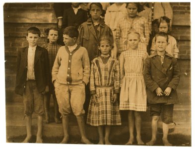 A group of school children in the third and fourth grades of the Cowpens, S.C., School. All in the front row are 9 and 10 years old (compare these with the little children shown in LOC nclc.02556