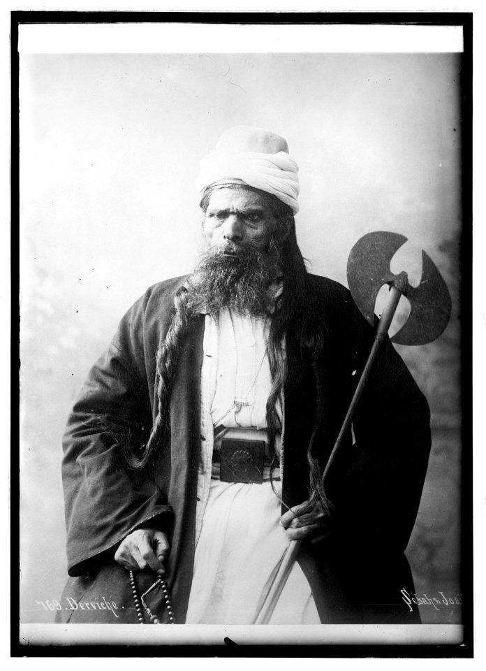 A Jewish Priest LCCN2016820957