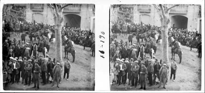A la plaça durant els Tres Tombs