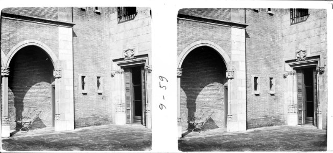 A la torre del palau de Peralada