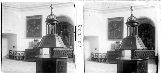 A la sagristia de l'església de Valldemossa