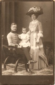 A Matter Family 1910 (1)