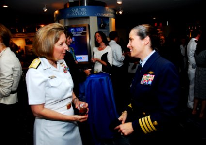 A military greeting DVIDS1107116