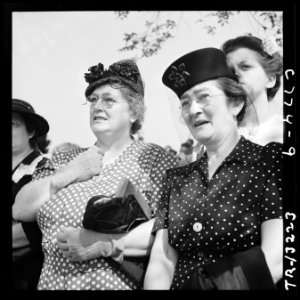 A nation's sorrow at the loss of President Franklin D. Roosevelt is reflected in the faces of thousands who lined the... - NARA - 520707