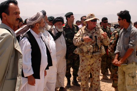 A NATO trainer explains battle tactics to Afghans (4763813134)
