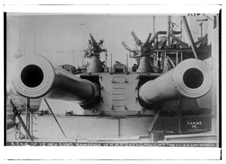 A pair of 12 guns - Broadside of HMS DREADNOUGHT - the all big gun warship LCCN2014697756