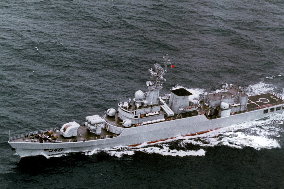 A port bow view of PRC Huiman (F-540)