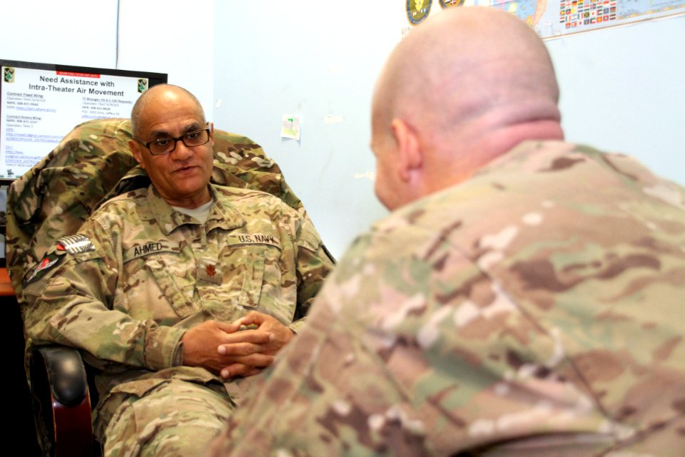 A psychiatrist speaks with a patient in Afghanistan 150126-N-JY715-404
