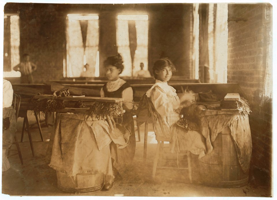 A Rarniriz Cigar Co., Tampa, Fla. Tampa, Fla. LOC nclc.04518