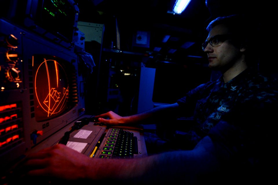 A Sailor tracks air contacts aboard USS Bonhomme Richard. (8497230285)