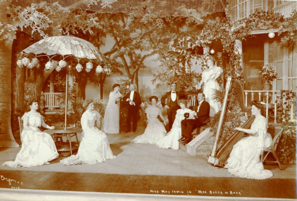 A scene from Mrs Black is Back (SAYRE 12244)