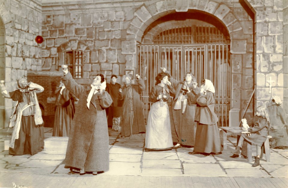 A scene from Resurrection (SAYRE 12504)