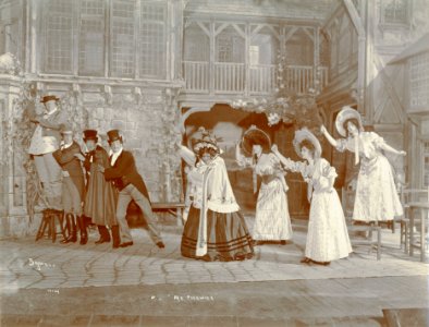 A scene from Mr Pickwick (SAYRE 12730)