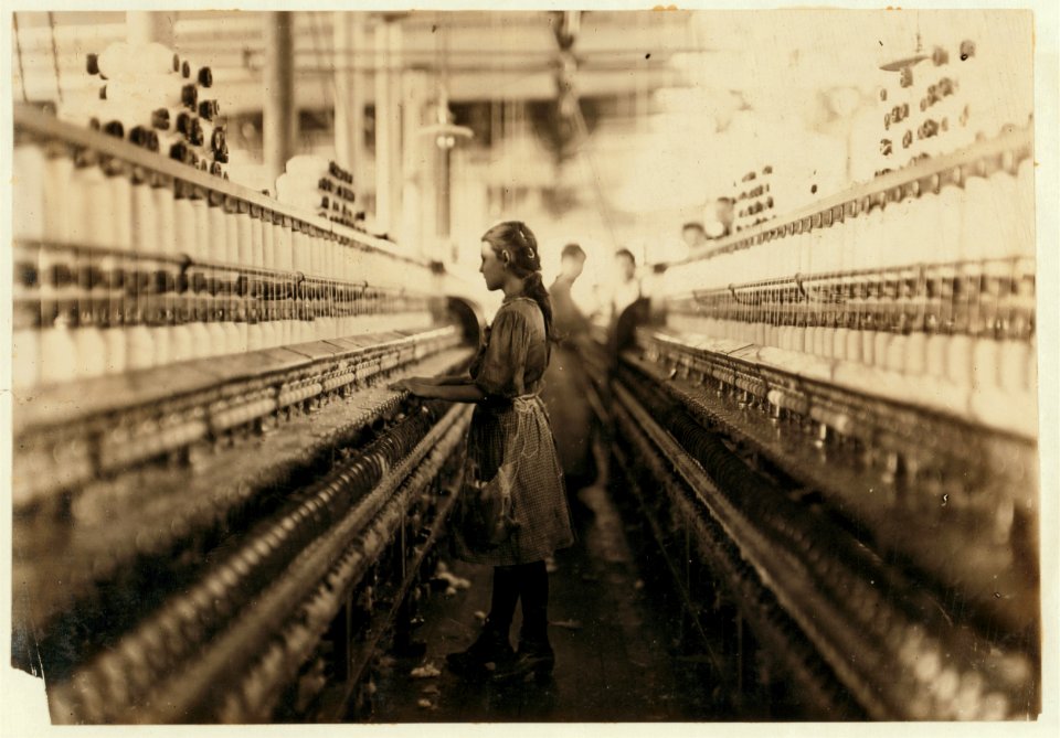 A spinner in the Mollahan Mills, Newberry, S.C. Dec. 3-08. Witness, Sara R. Hine. LOC nclc.01472