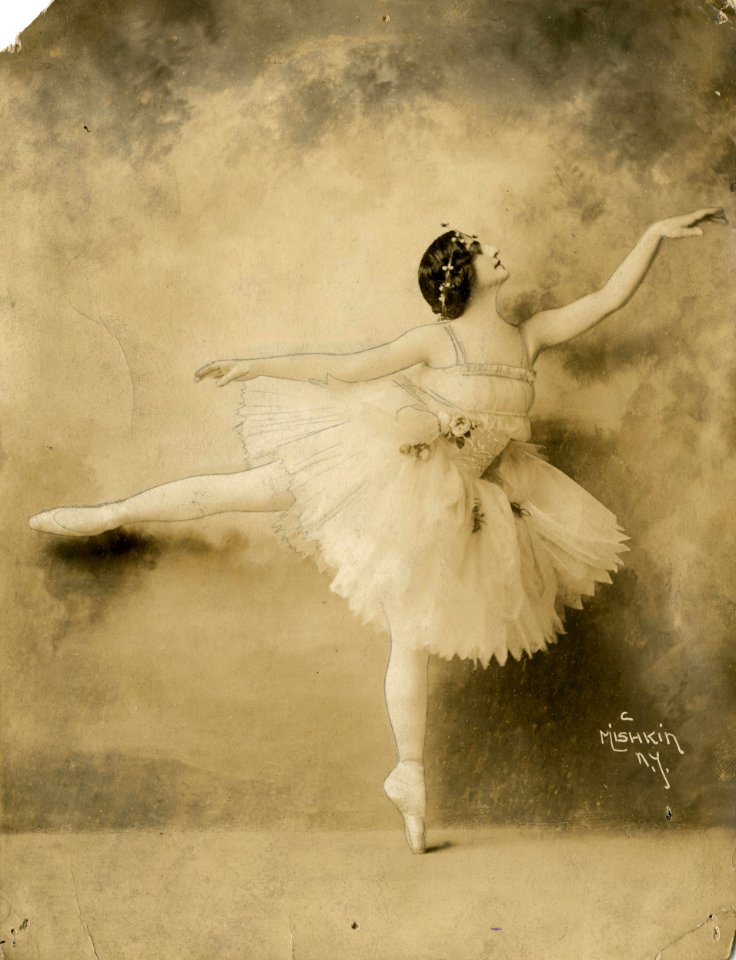 Albertina Rasch, vaudeville dancer (SAYRE 8190)