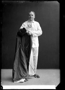 Albin Lavén in Triplepatte at Dramatiska teatern 1907 - SMV - GL028