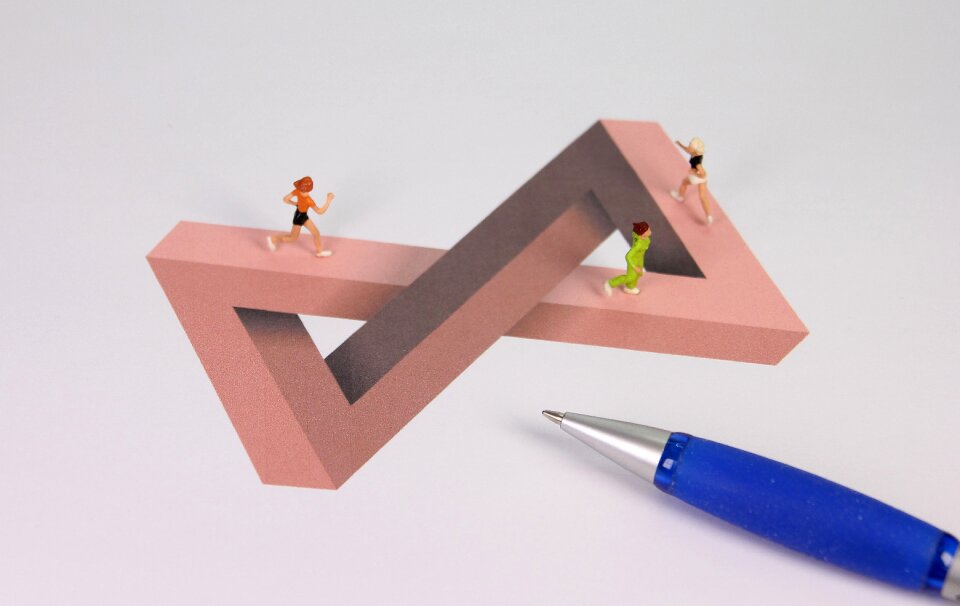 Triangle run runners