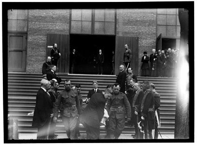 ALDUNATE, SANTIAGO. AMBASSADOR FROM CHILE. FUNERAL FLOOD, HENRY DeLaWARR, REP. FROM VIRGINIA, 1901-1921; GOODWIN, WILLIAM SHIELDS, REP. FROM ARKANSAS, 1911-1921 LCCN2016869049