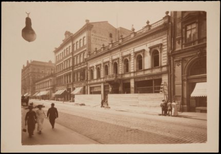 Aleksanterinkatu 15, 17, rakennusta nro 15 puretaan - G16094 - hkm.HKMS000005-km0000m877