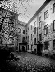 Aleksanterinkatu 50, pihakuva - N25041 (hkm.HKMS000005-km003wo3)