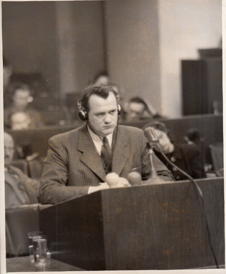 Alexander G. Hardy cross examines a defense witness in the Doctors' Trial