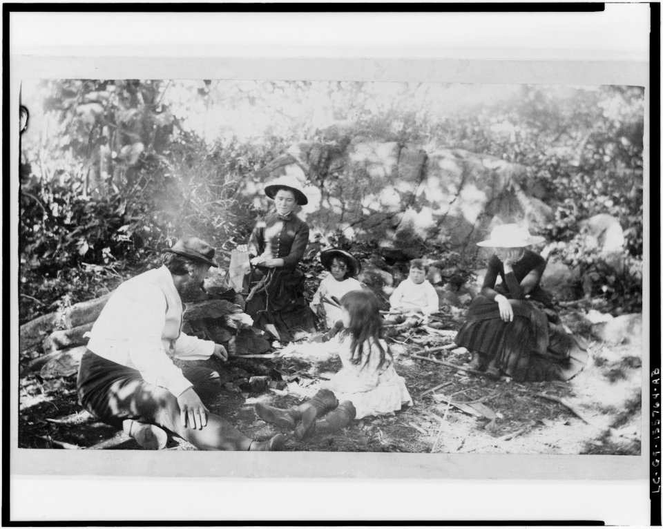 Alexander Graham Bell and family with a nurse (center) on a picnic at House Island LCCN00650251
